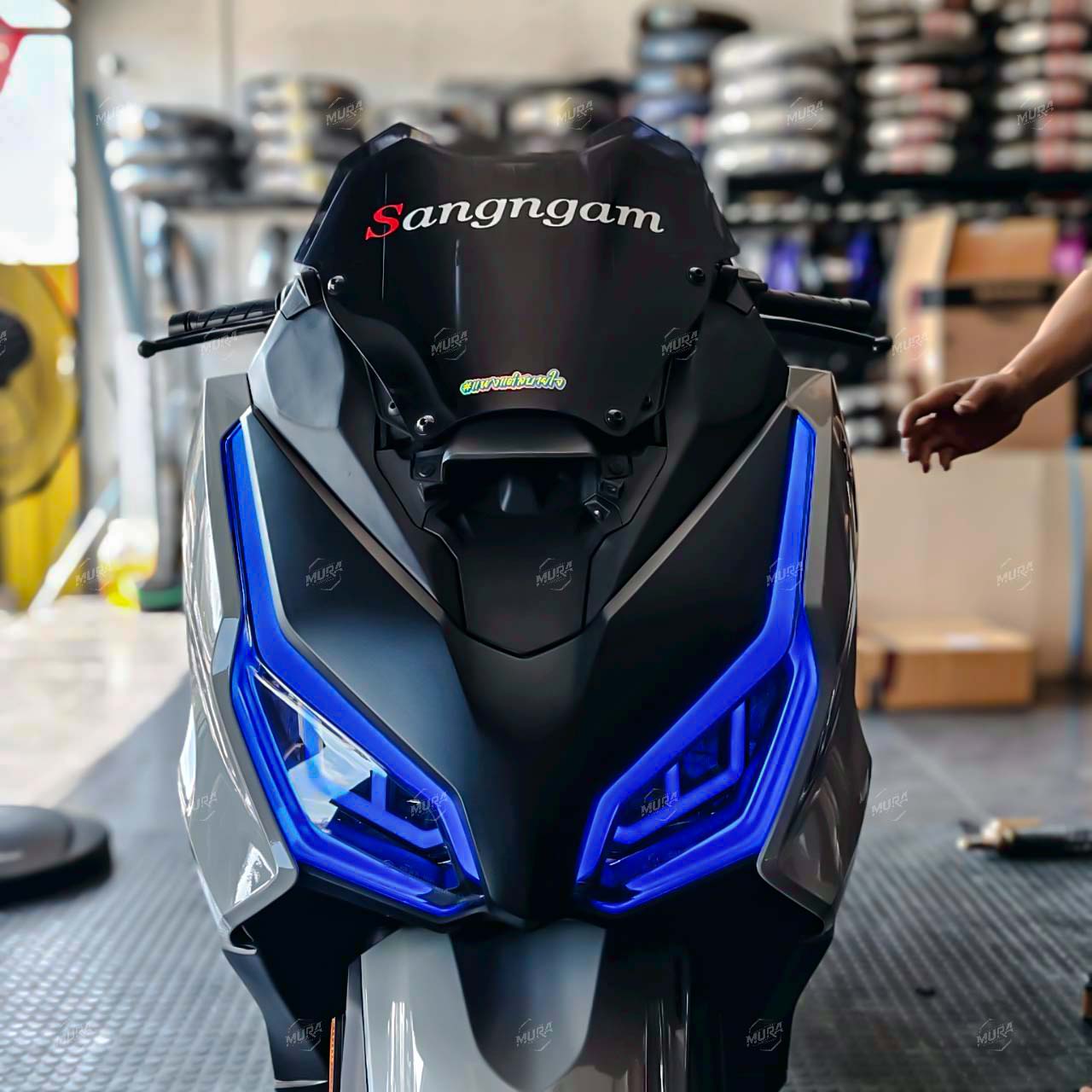 ไฟหน้าซิ่ง Forza350 RGB BM ปรับได้ 200 โหมด