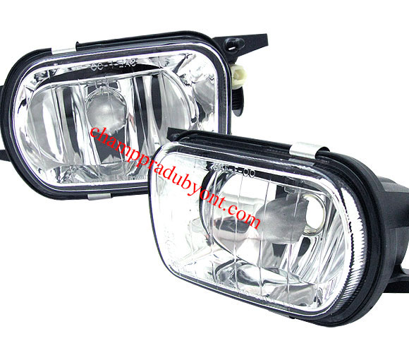 ไฟตัดหมอก สปอร์ตไลท์ BENZ C-CLASS W203 01-07 เพชร