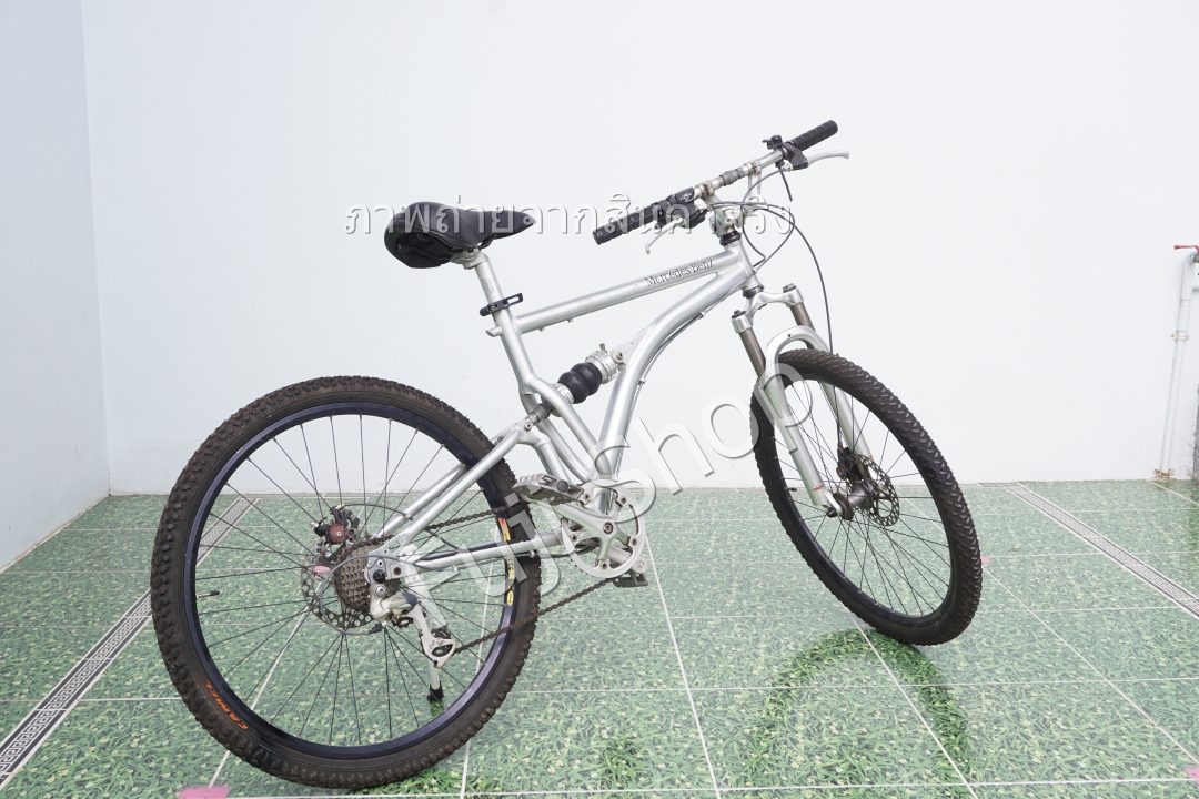จักรยานเสือภูเขาญี่ปุ่น - ล้อ 26 นิ้ว - มีเกียร์ - อลูมิเนียม - มีโช๊ค - Disc Brake - Mercedes Benz - สีเงิน [จักรยานมือสอง]