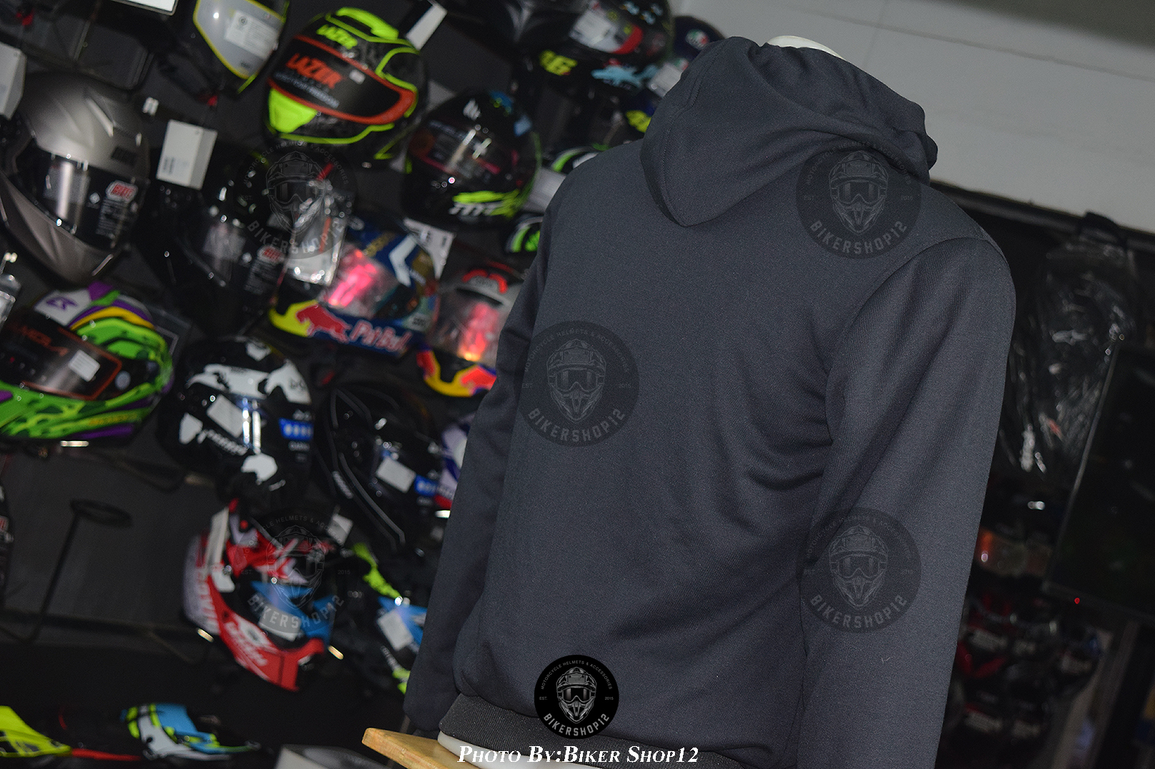 เสื้อฮู้ด ลายพราง ยี่ห้อ kingpanther คละสี