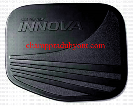 ครอบฝาถังน้ำมัน TOYOTA INNOVA 2016-2017 ดำ