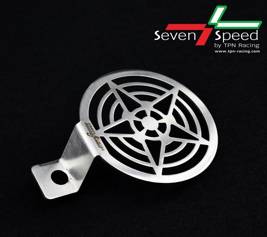 บังแตร สแตนเลส CB150R Stainless Horn Cover for Honda CB150R มี 3 ลายให้เลือก -ลายดาว -ลายรังผึ้ง -ลายแคปซูล ราคา250