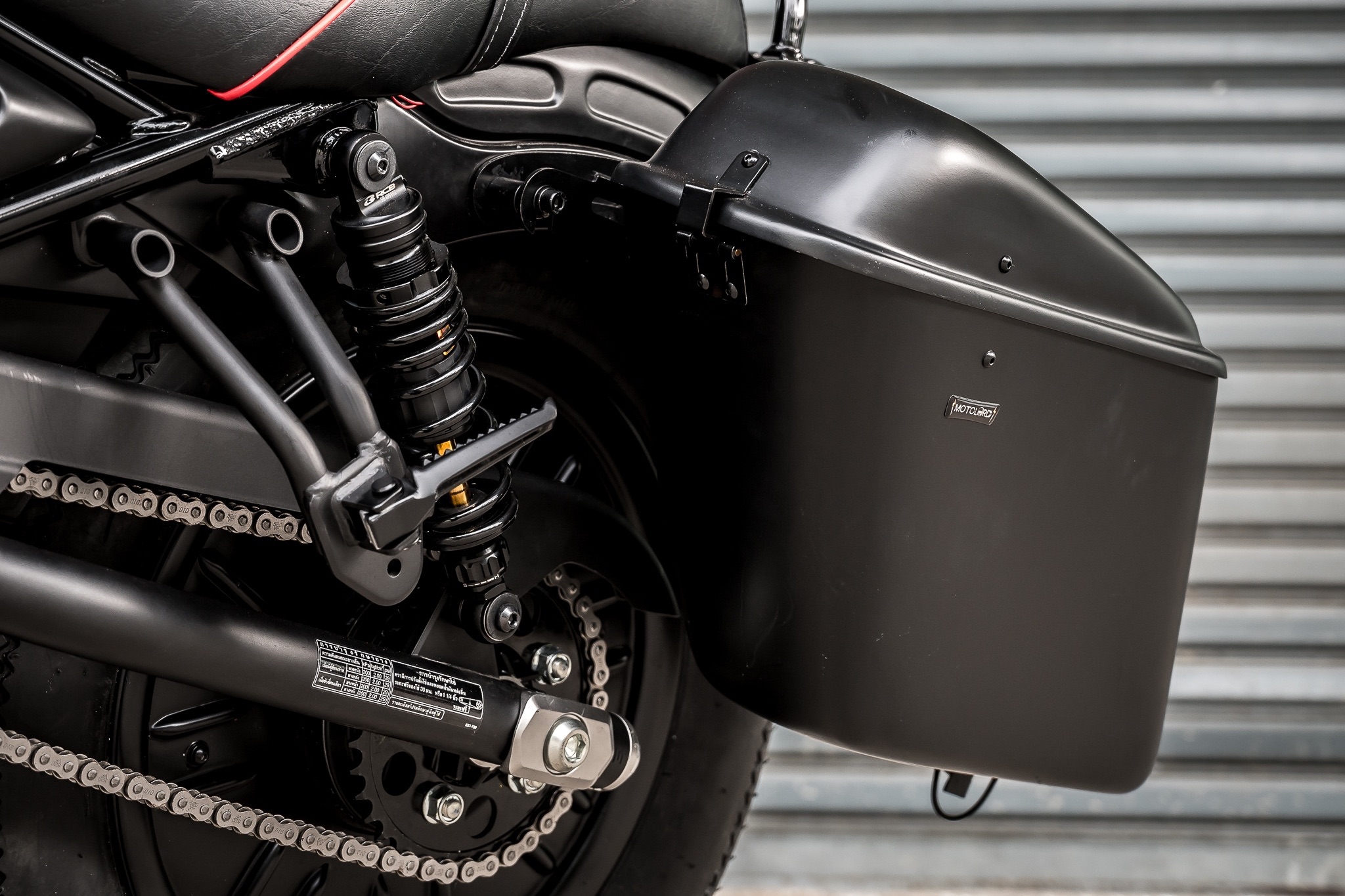 กระเป๋า ซ้าย ขวาพร้อมขายึด MOTOZAAA HONDA REBEL 300-500 ราคา 8900