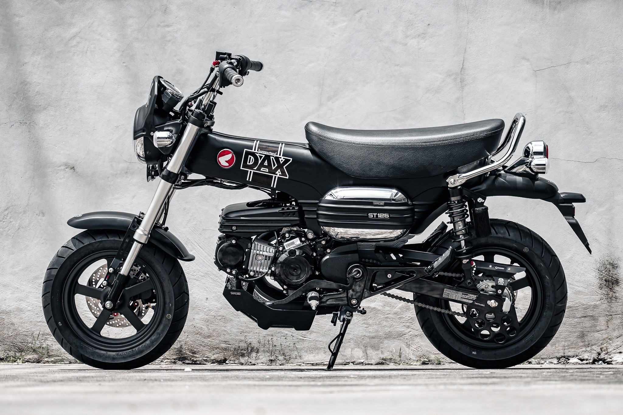 DAX 125 หมาดำ