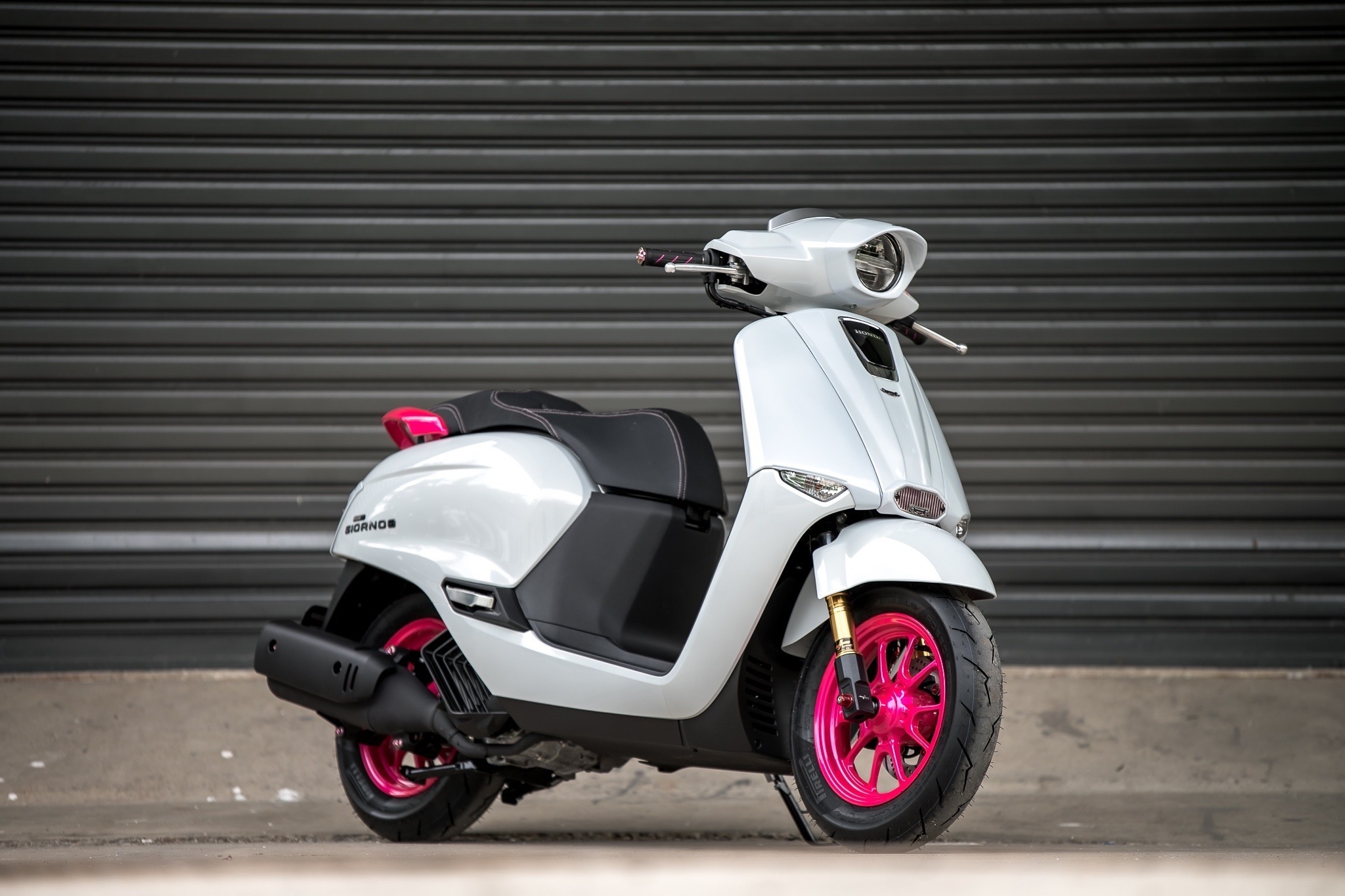 ล้อ-จับหลัง-แคร้-สวิงอาร์ม ทำสี พร้อมสับ Honda Giorno+