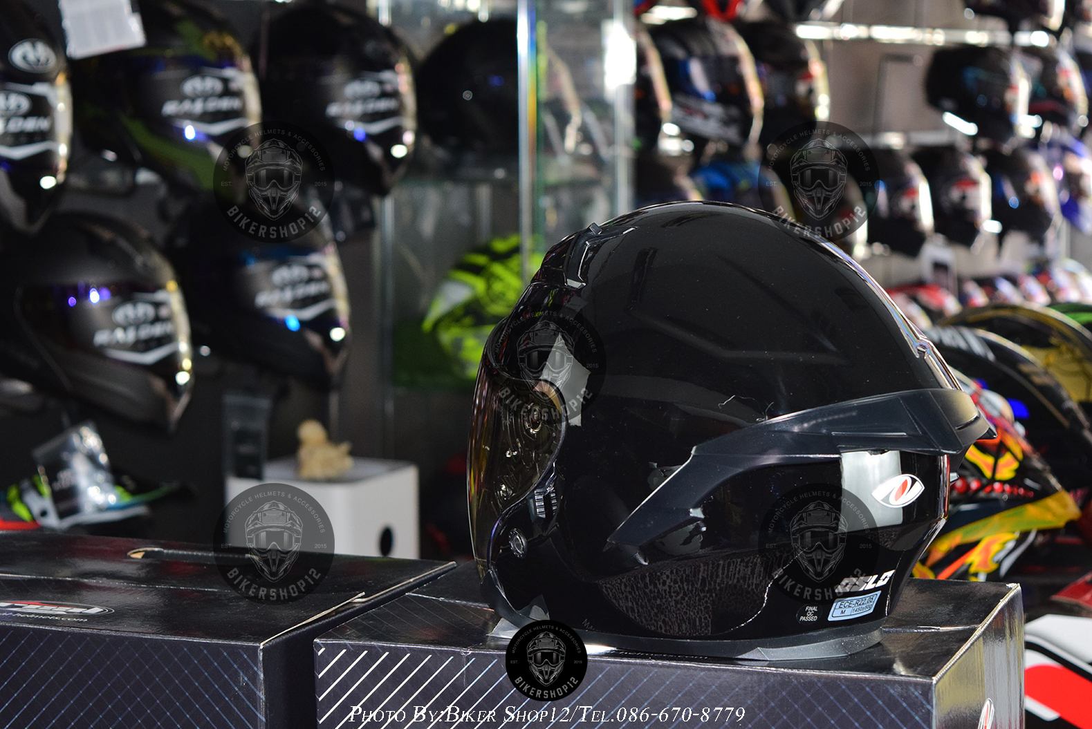 หมวกกันน็อค Real รุ่น Oslo สีดำเงา