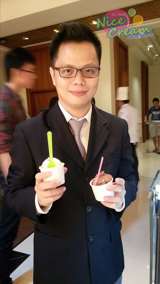 ออกบูธแจกไอศครีมในงานสมรสของคุณ เบล & กันต์ธร