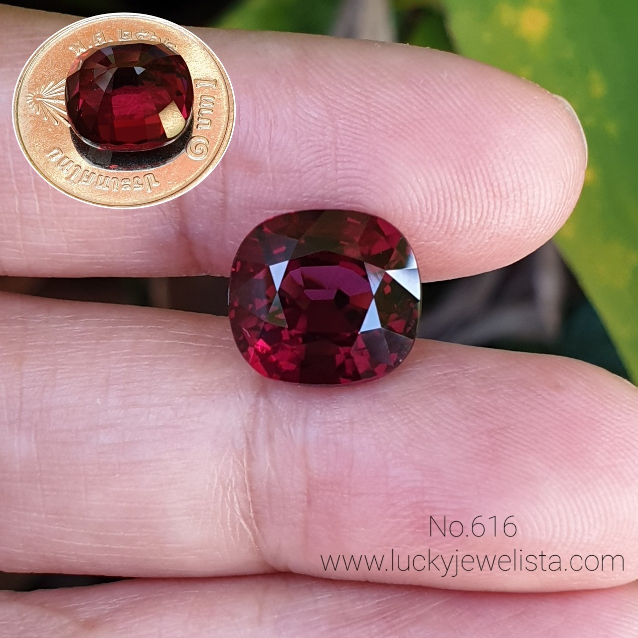 พลอยโรโดไลท์ การ์เนท Rhodolite Garnet ทรงคุชชั่น สีแดง 8.1 กะรัต ทรงคุชชั่น