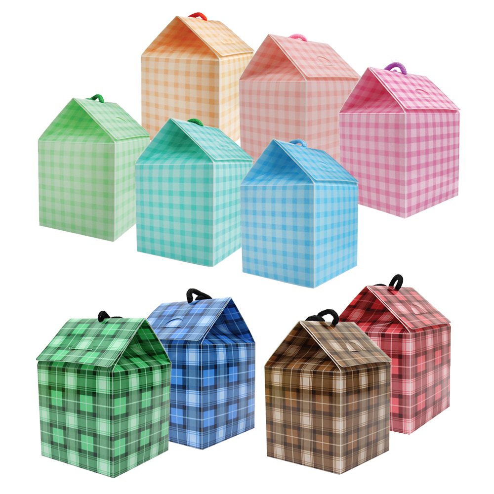 Gift Boxes with Plaid Pattern Printed
