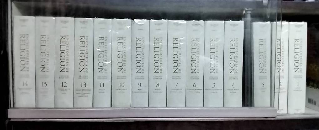 Encyclopedia of Religion (15 volumes ) (second edition)