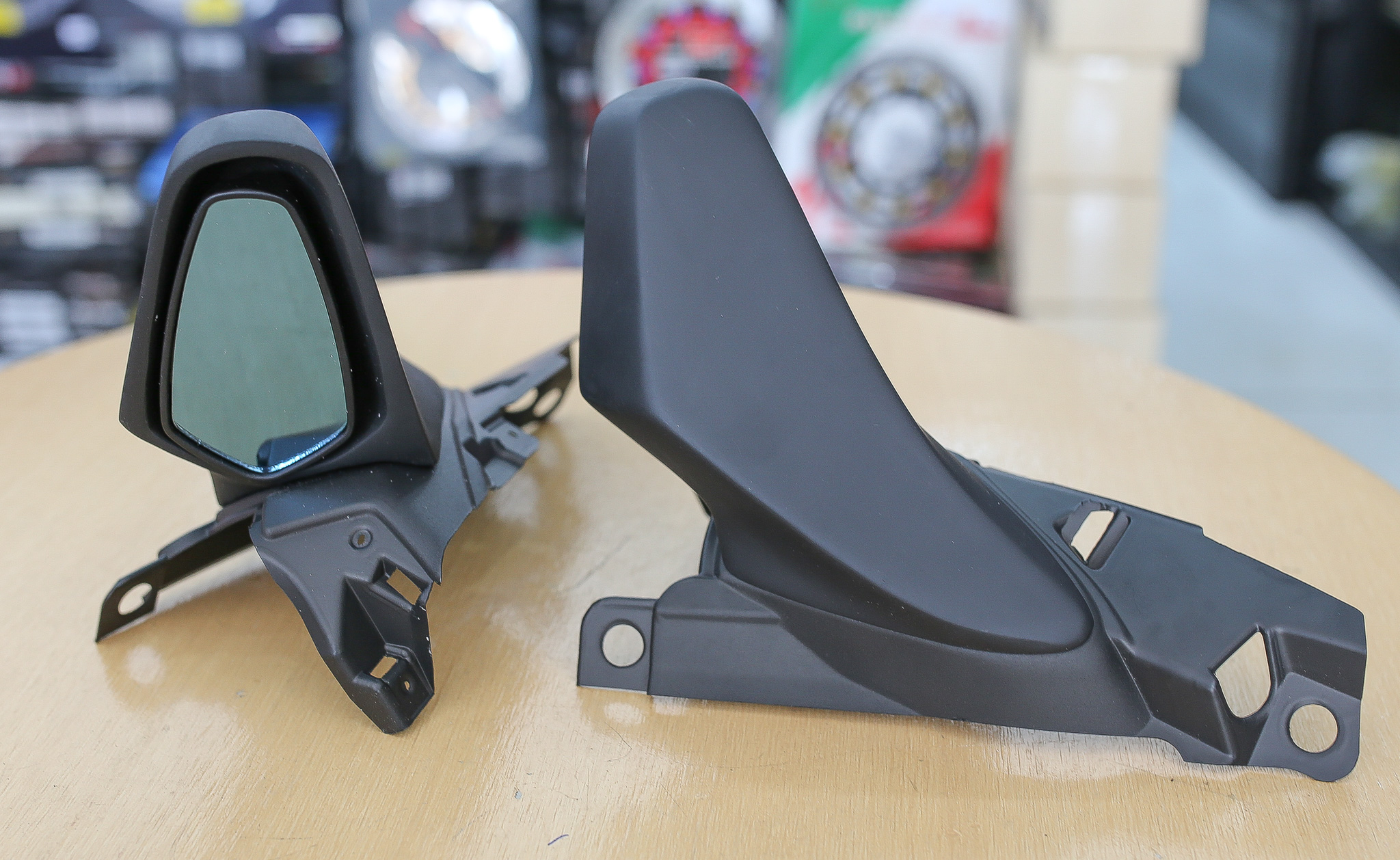 หูกระจกซิ่ง FORZA 350 ใส่300แปลงได้