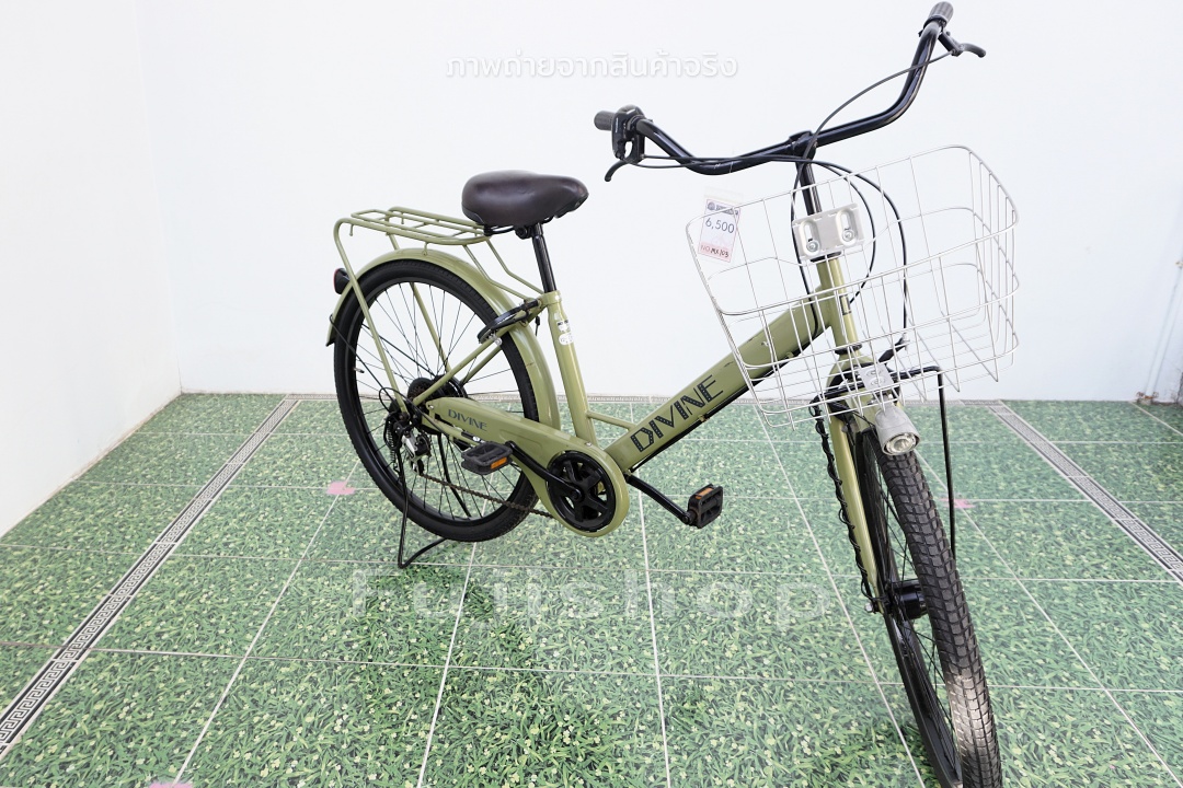 จักรยานแม่บ้านล้อโต ญี่ปุ่น - ล้อ 26x1.95 - เกียร์ 6 สปีด - ไฟหน้าอัตโนมัติ - Divine - สีเขียว [จักรยานมือสอง]