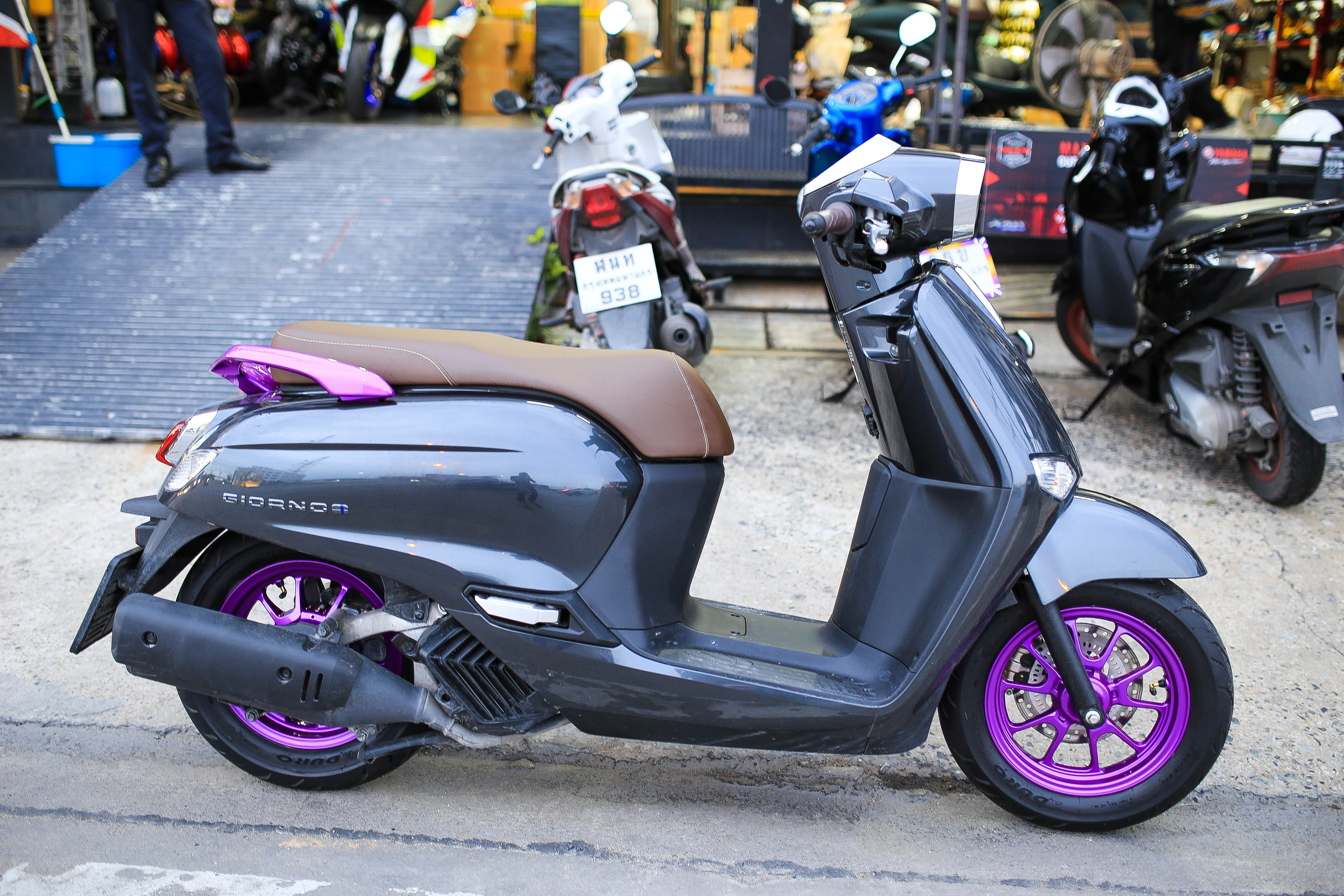 ล้อ-จับหลัง-แคร้-สวิงอาร์ม ทำสี พร้อมสับ Honda Giorno+