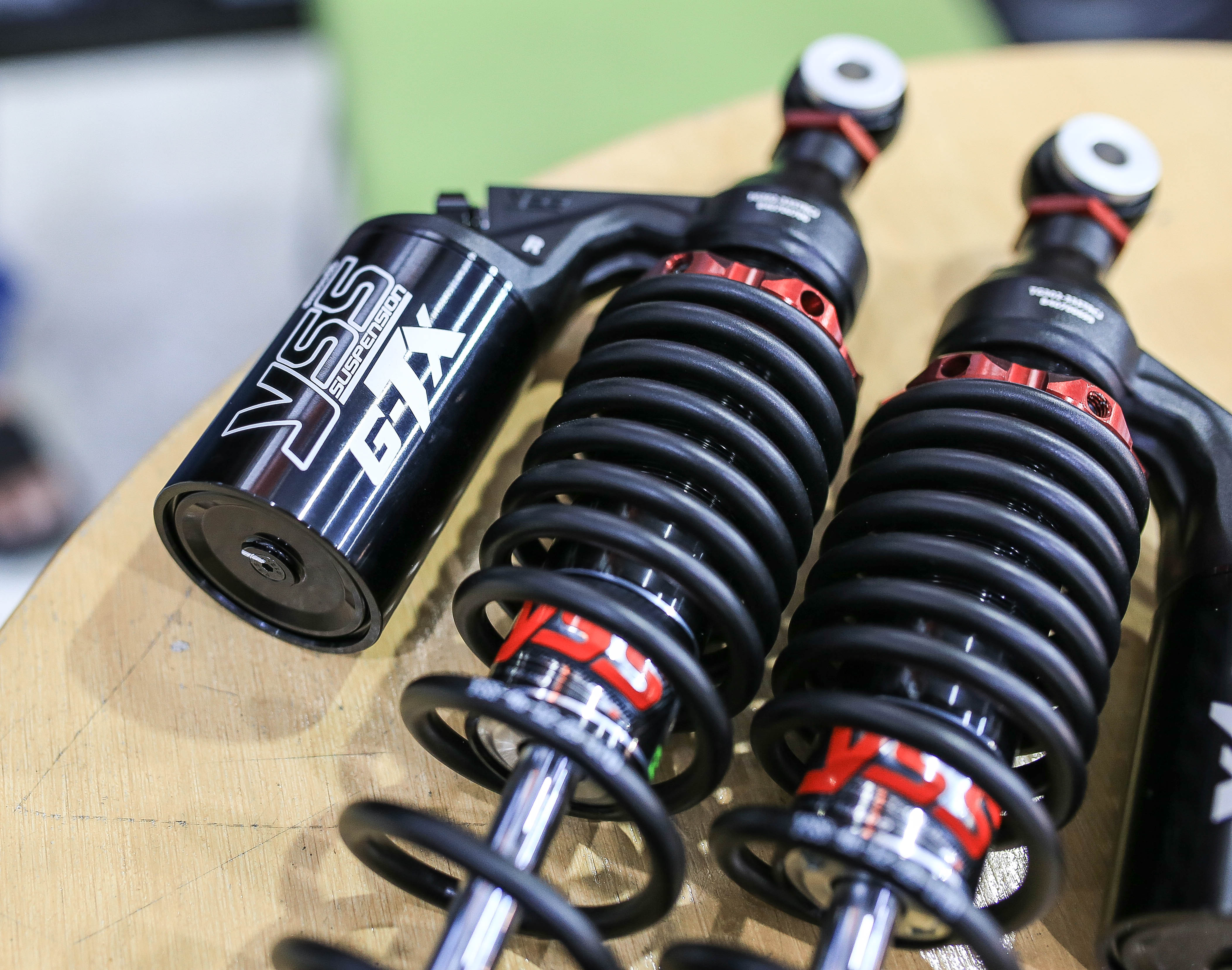 โช็ค YSS G-TX โหลด 335mm สปริงดำดำกระบอกดำ ราคา10900