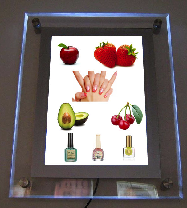 ป้ายสอดกระดาษแบบยกลอยจากผนัง ขนาด A3