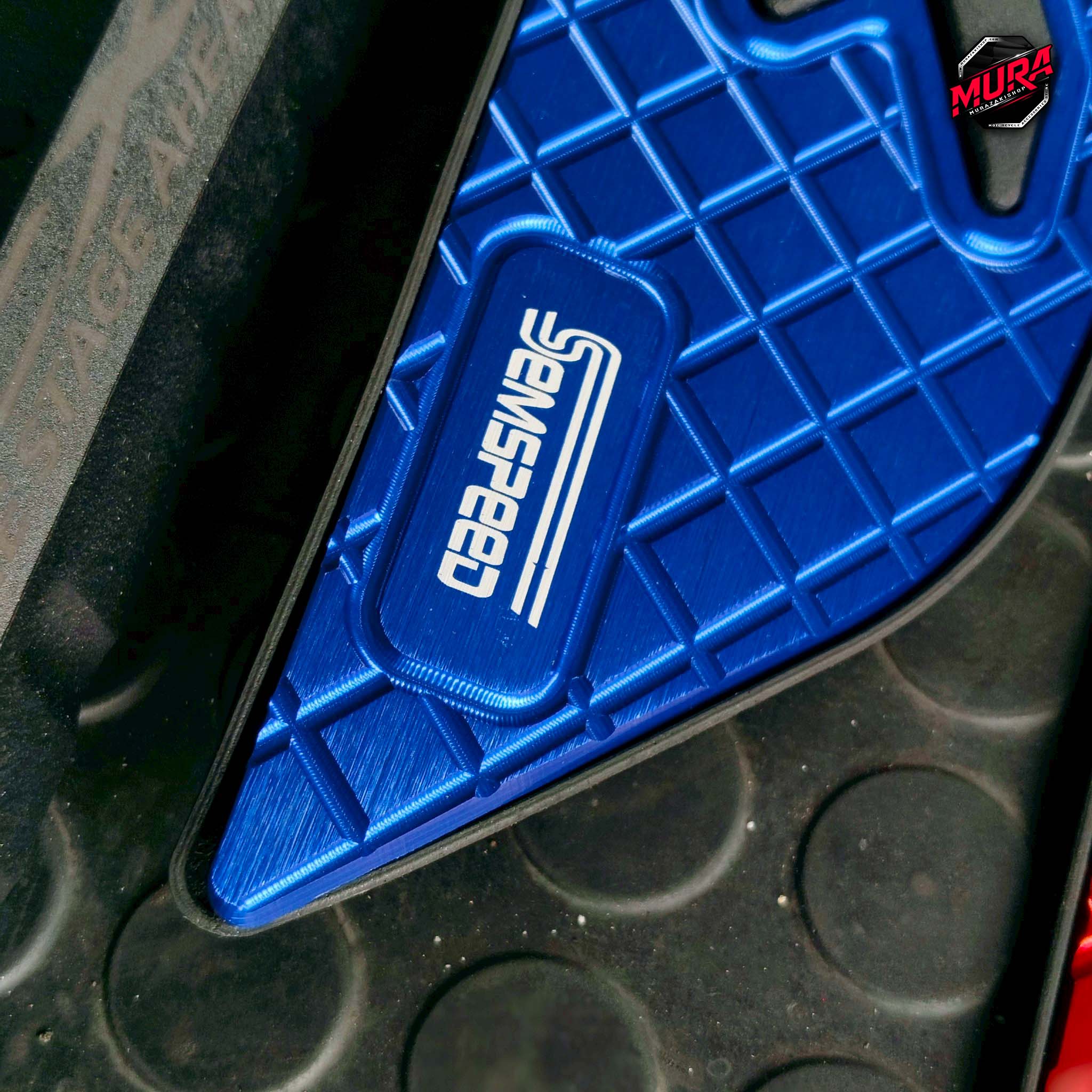 กพักเท้าหน้า Semspeed PCX160 ปี2025 มีมา 5 สี แบบมีกีนล้มข้าง ราคา 1250.-