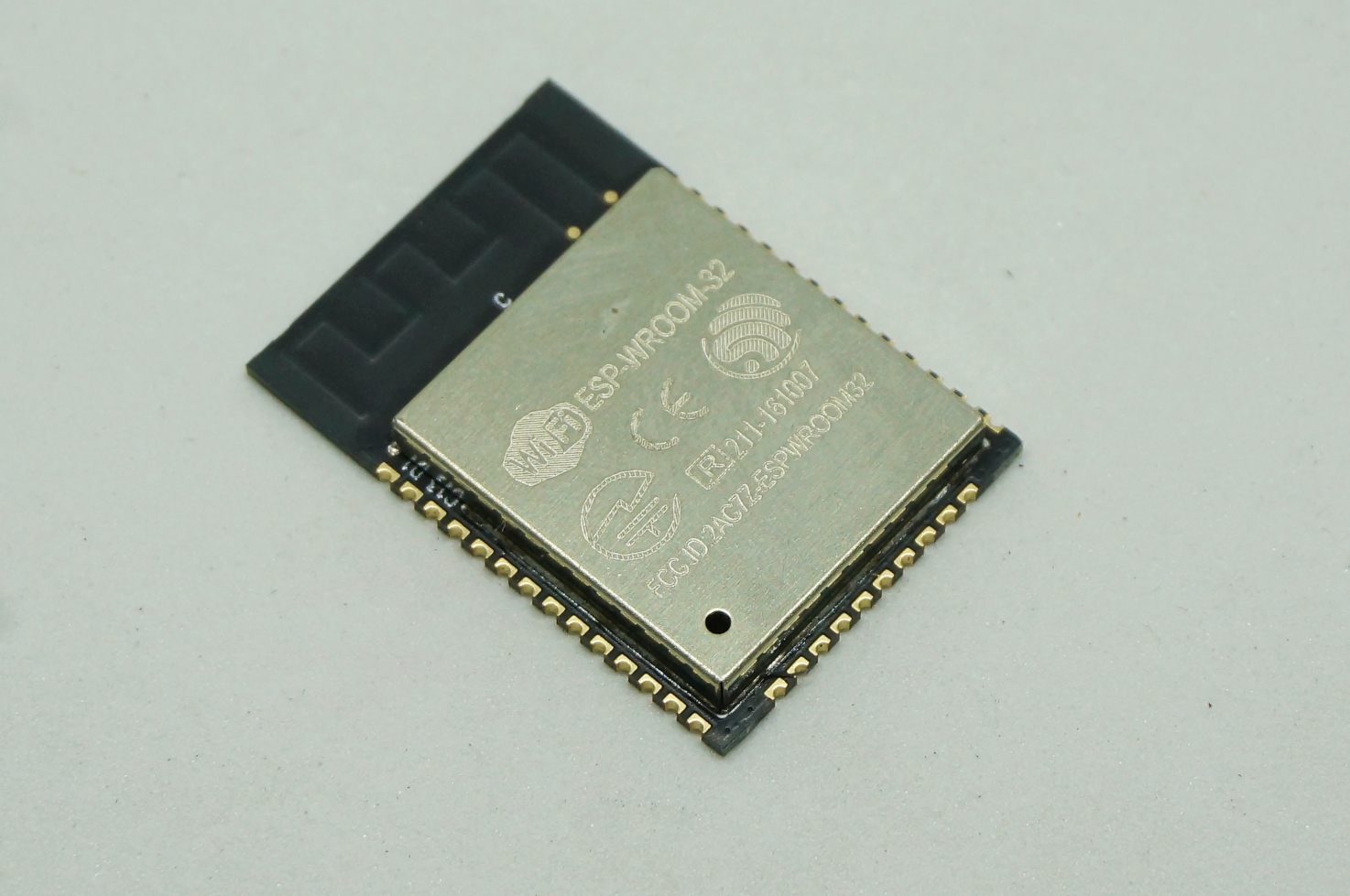 ESP32 bluetooth and WIFI chip