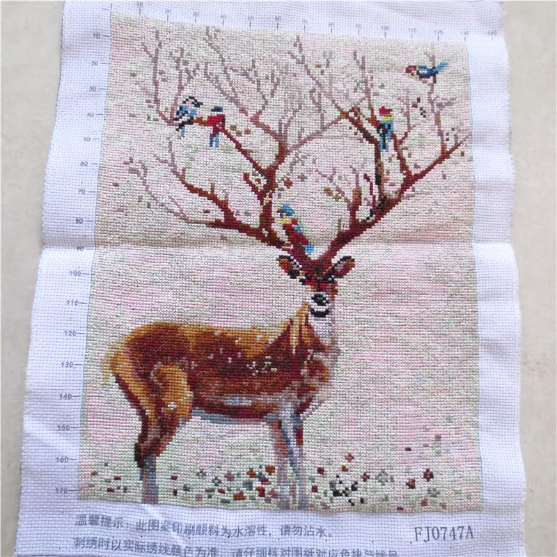 deer-1019 *พร้อมส่ง* ชุดปักครอสติช ลายเซต 3 ชิ้น กวางเขางาม ( ปักเต็มผืนผ้า ปักครั้งละ 3 เส้นเล็ก ) ขนาดภาพละ 45*50 ซม.ผ้าครอสติช 11CTพิมพ์ลายปักเต็มลายผ้า ไหมคอตตอน 66 สี ผังลาย เข็ม
