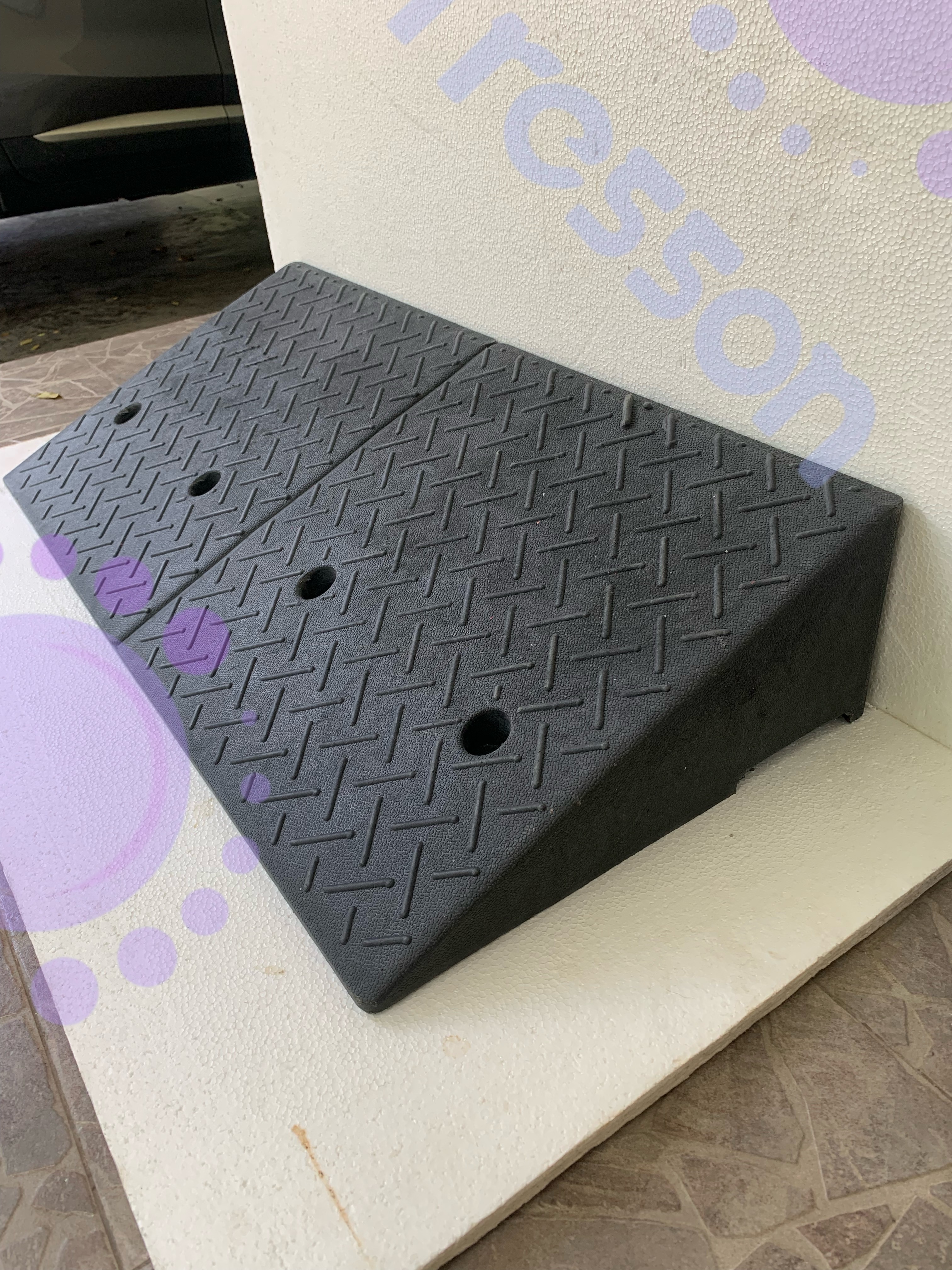 ทางลาดยางปีนฟุตบาท สูง 19 เซนติเมตร ลึก 45 เซนติเมตร ยาว 95 เซนติเมตร หนัก 15.7 kg - Rubber Ramp 19x45x95cm 15.7 kg