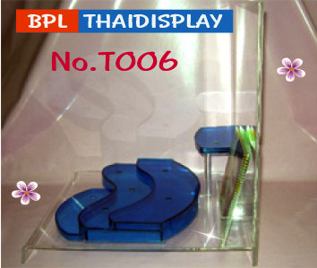 ชั้นวางสินค้าเครื่องสำอาง เป็นงานอะครีลิคสีใส ทั้งตัว