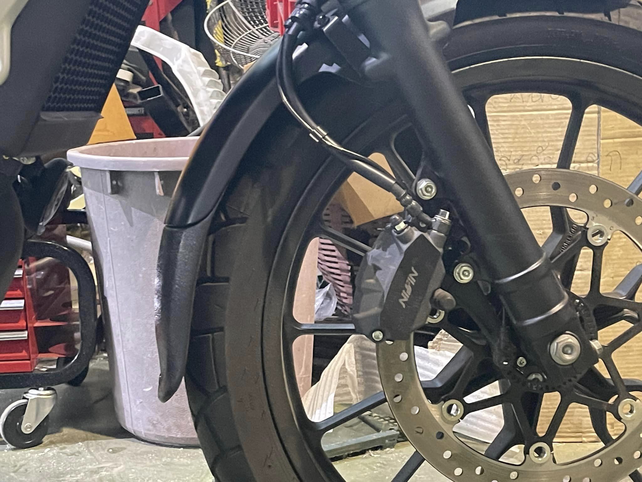 ลิ้นบังโคลนหน้า Moyolord Front mud guard CL300//cL500 ราคา 690฿