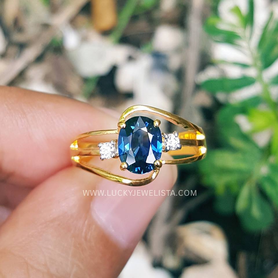 แหวนพลอยไพลิน บางกะจะ Blue sapphire