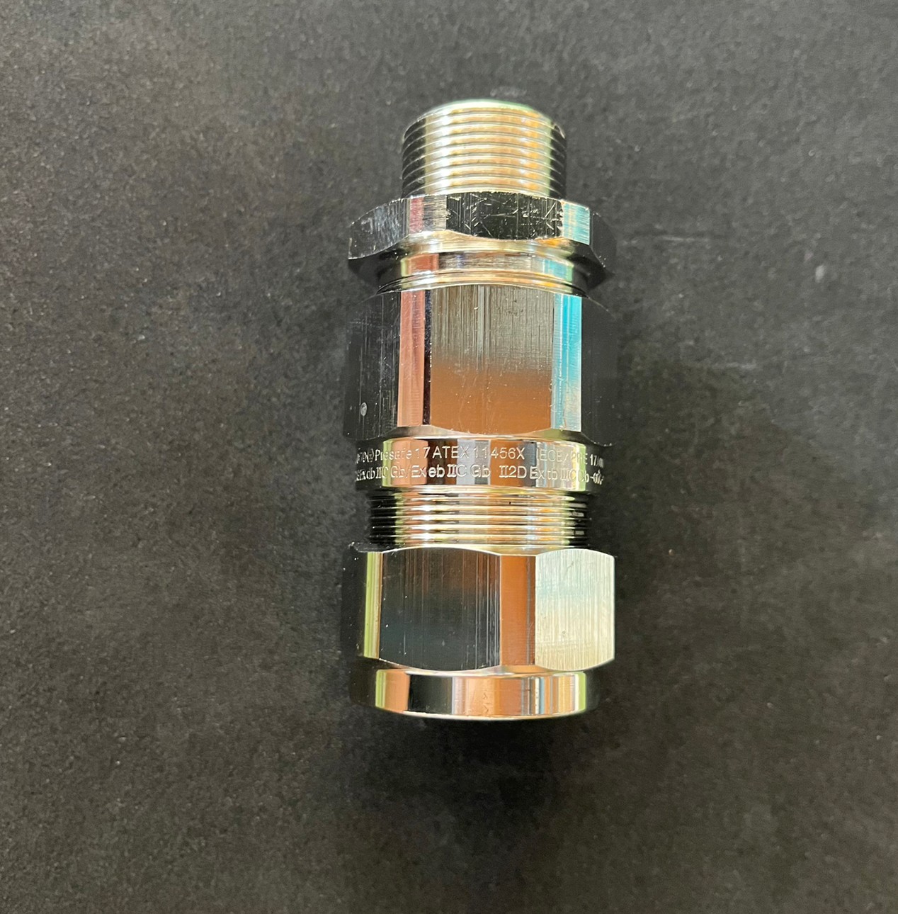 OSCG "OS-E1UF-32(NPT 1'') '' armour cable gland, OD.16.5-26.5mm