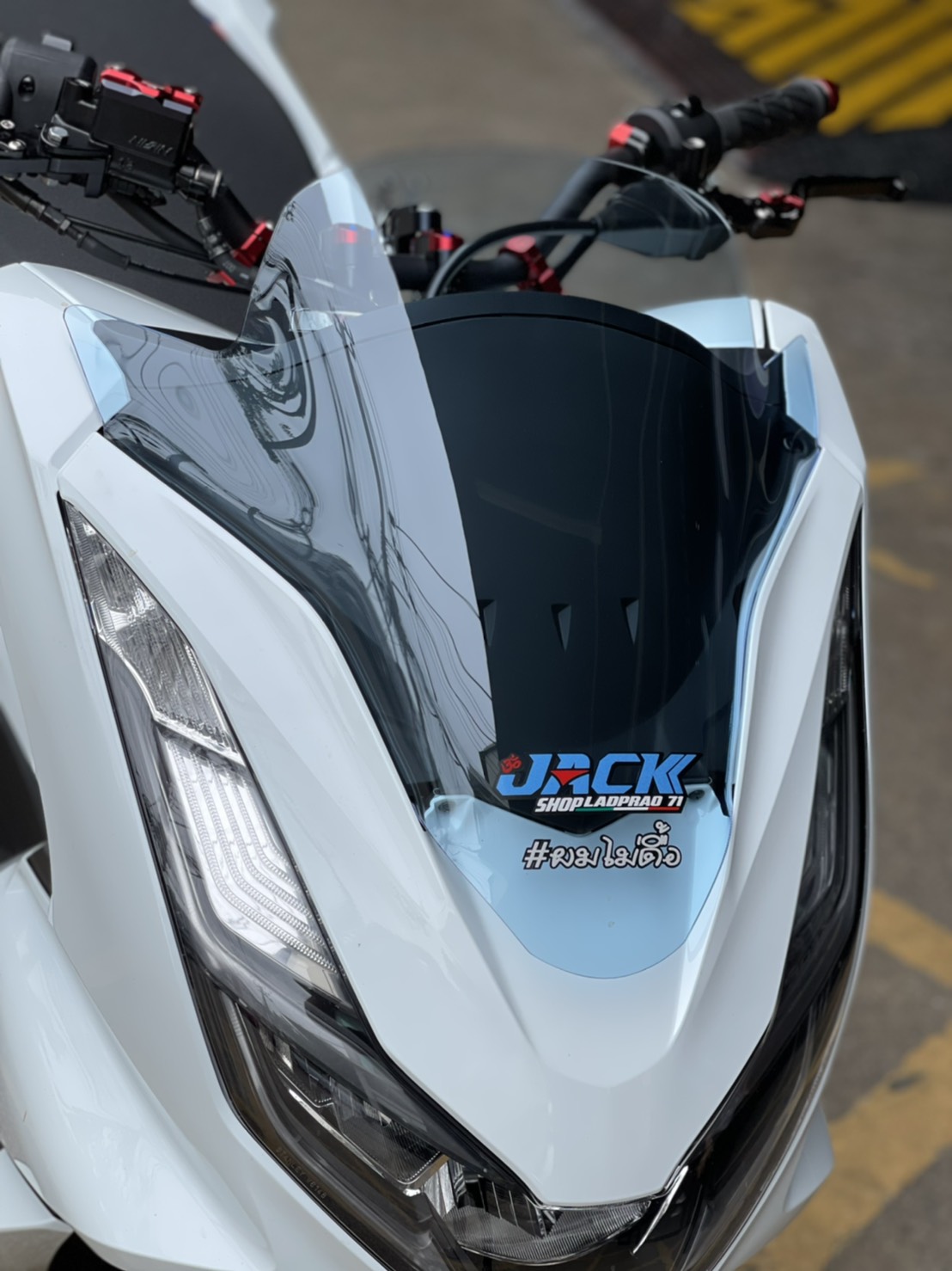 ชิวหน้าPCX 160 ฟ้า ใส ชา หนา3มิล ราคา490