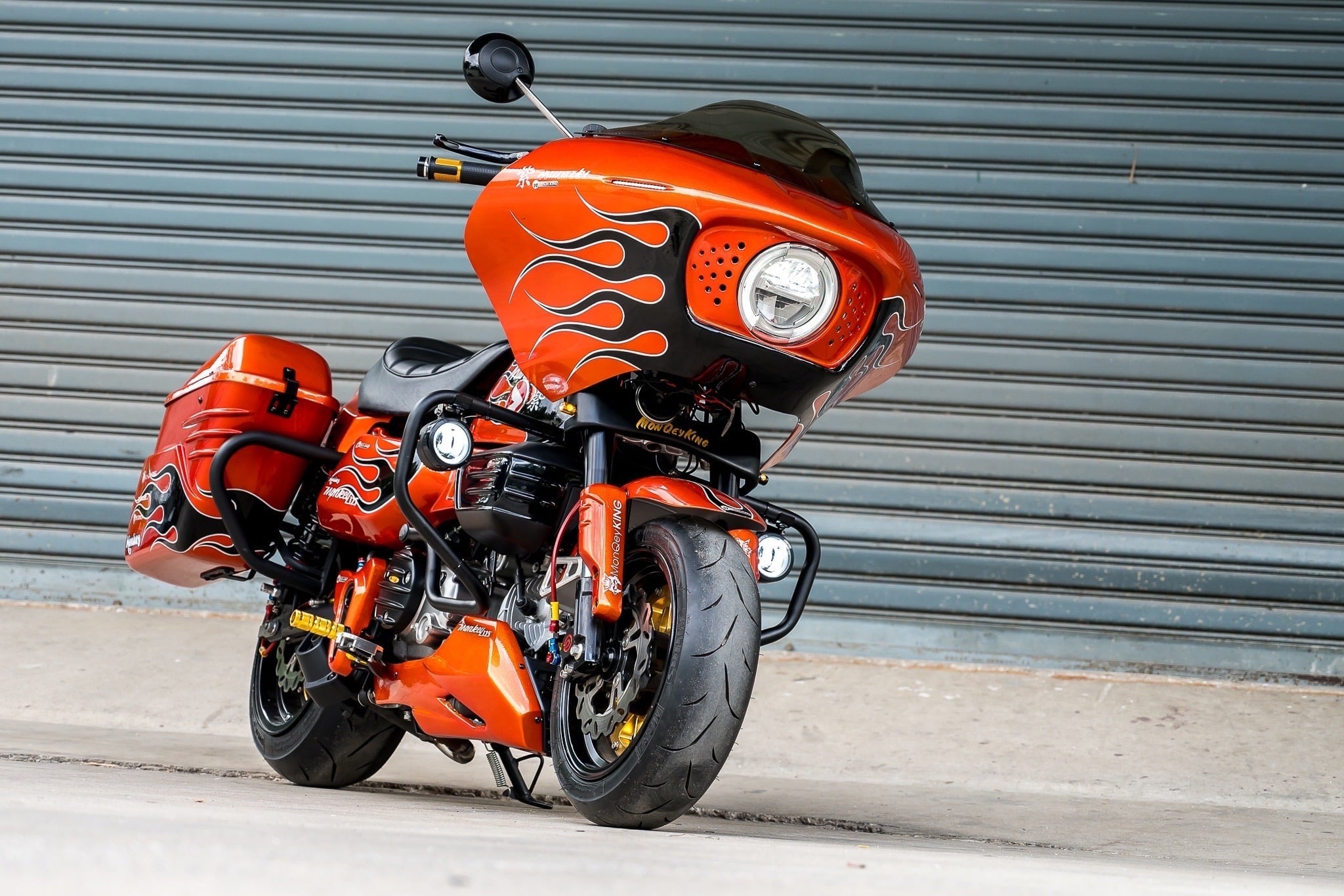 ชุดแต่งMonQeyKingBKK monkey125