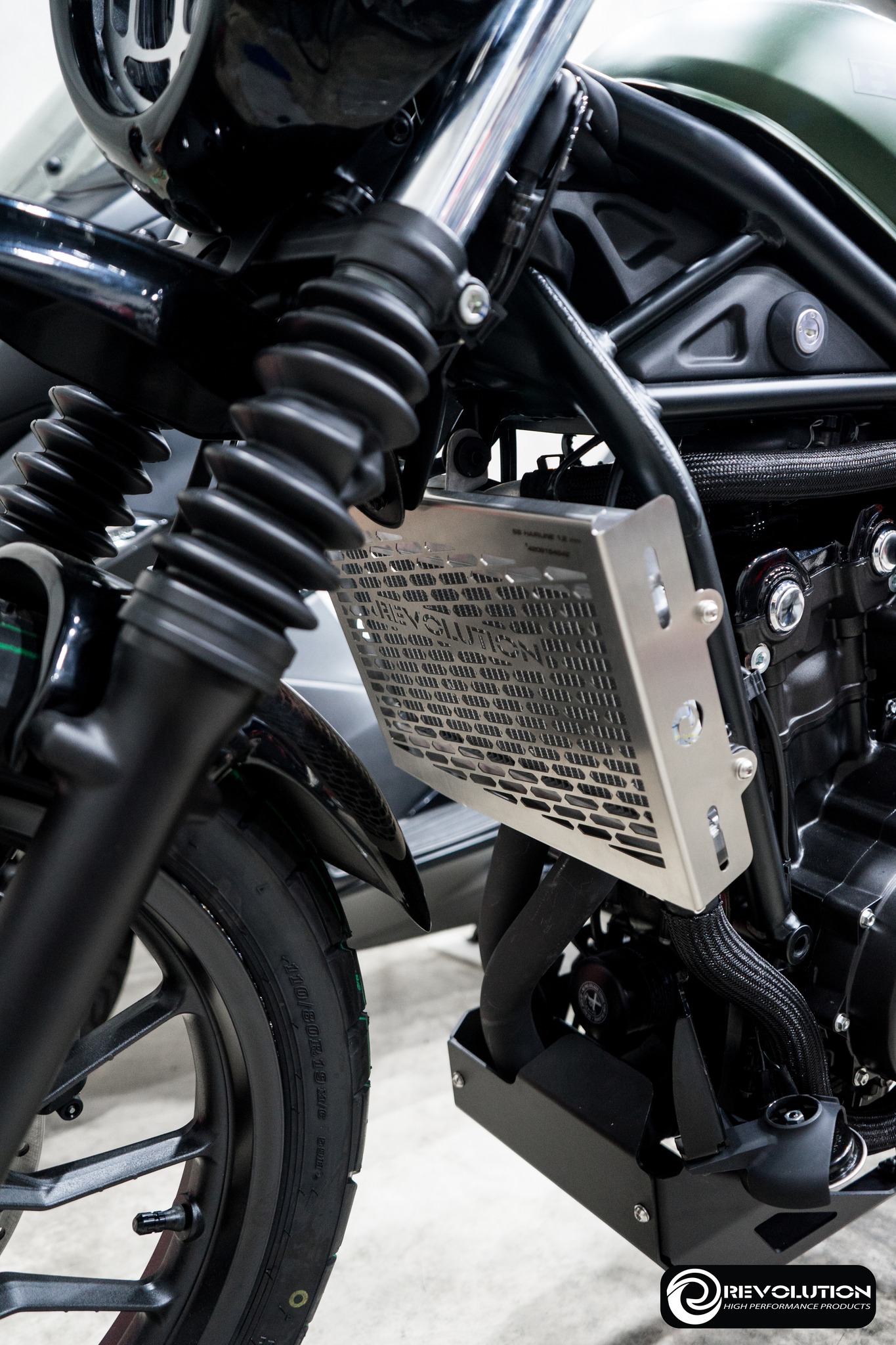 ตะแกรงหม้อน้ำ (สแตนเลสหนา 1.2mm) REVOLUTION CL300-500/REBEL300-500 ราคา 1,400 บาท/ชุด