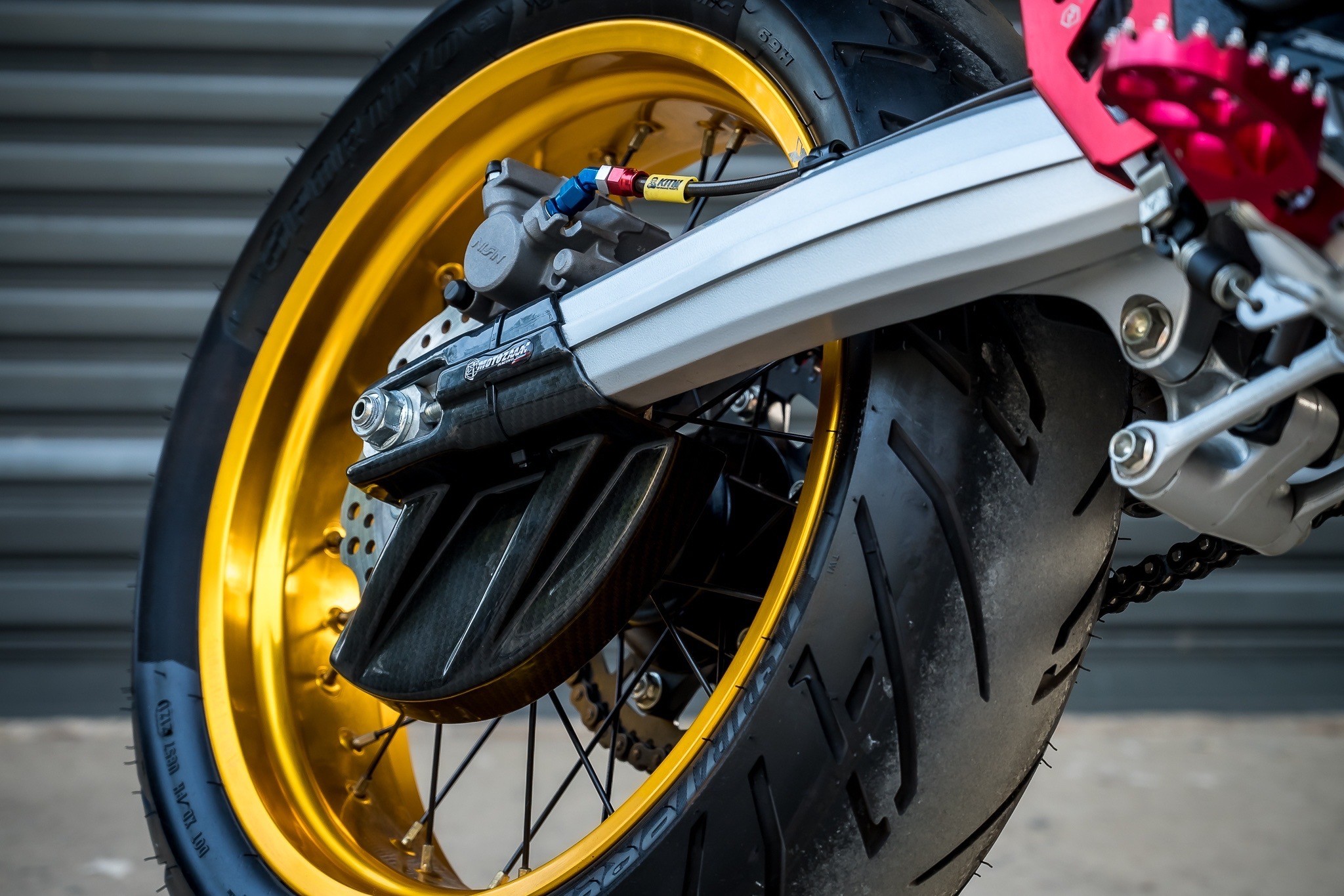 ครอบบังจานดิสหลัง CRF300L / Rally 1400฿ MOTOZAAA 1400฿ งานสี 1600฿ ลายเคฟล่า