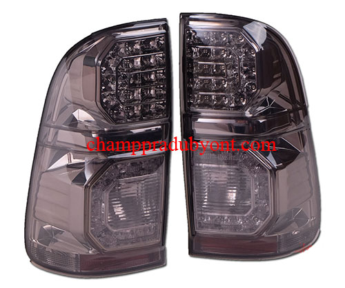 ไฟท้าย TOYOTA VIGO 04-11 SMOKE LED (V.3)