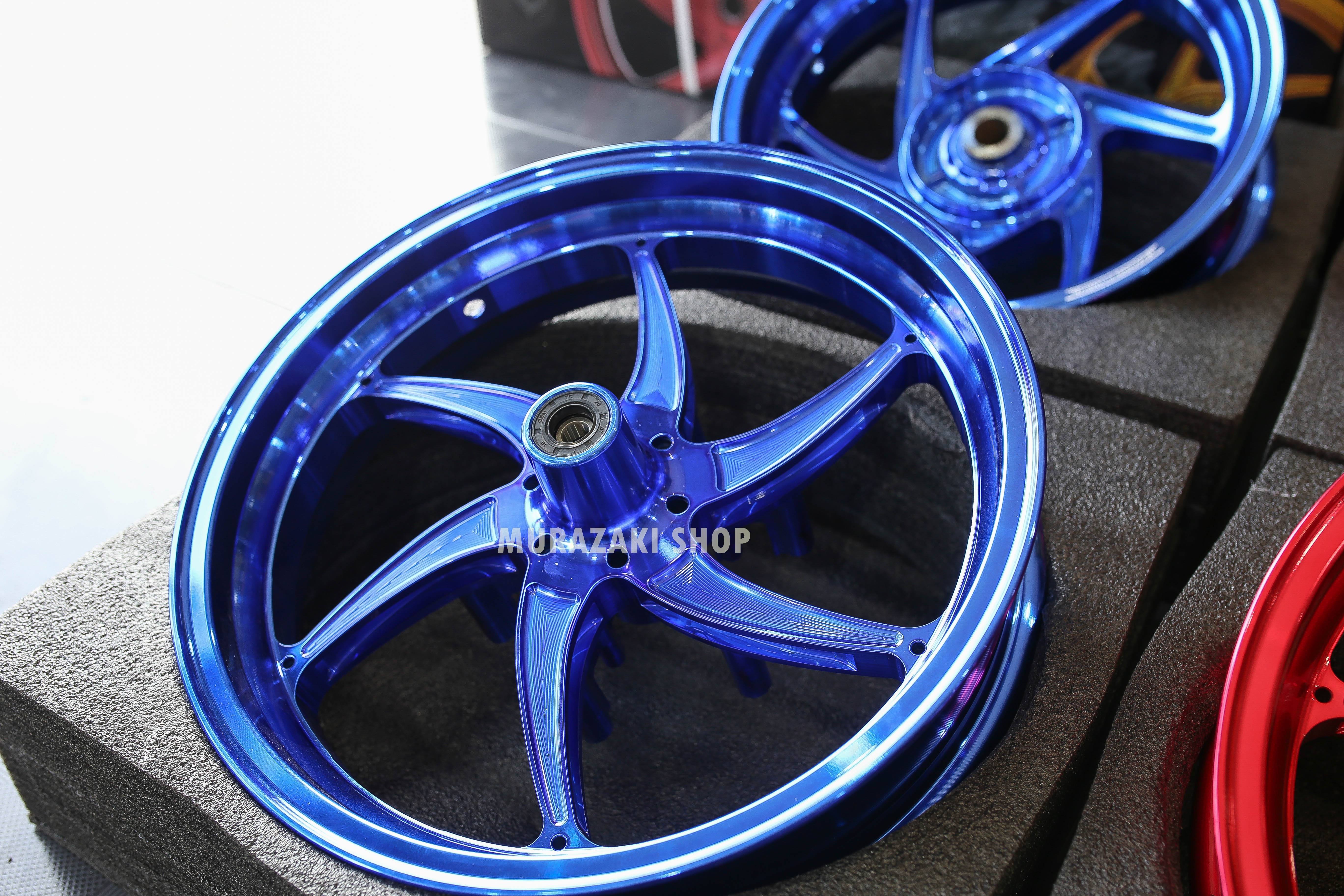 ล้อแต่งอลูมิเนียมอัลลอยด์ Forza350 , ADV350 แถมบูทกันล้อหลังสั่น ราคา590 มี 3 สี แดง น้ำเงิน ทอง ราคา11500 Racing power