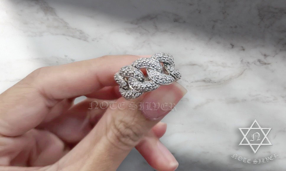 แหวนเงินแท้ ลายเลส ฝังเพชร ชุบทองคำขาว NSRG1851