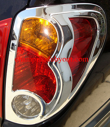 ครอบไฟท้ายโครเมี่ยม MITSUBISHI TRITON 06-14