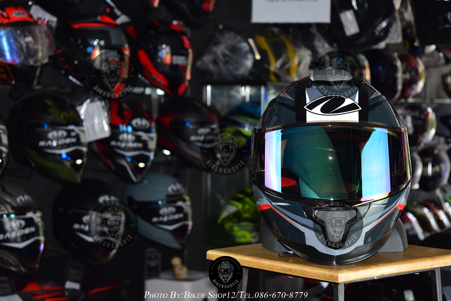 หมวกกันน็อค REAL รุ่น Hurricane สีดำ-เทาเงา