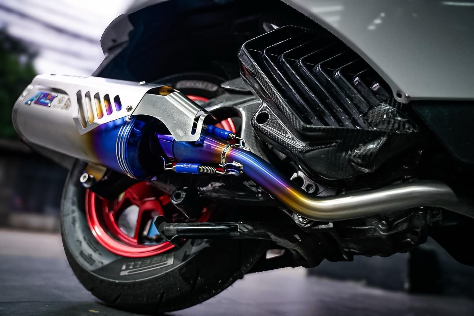 ท่อ Atom project ตรงรุ่น Honda giorno สำหรับรถลูกเดิม มี ม.อ.ก ราคา8500