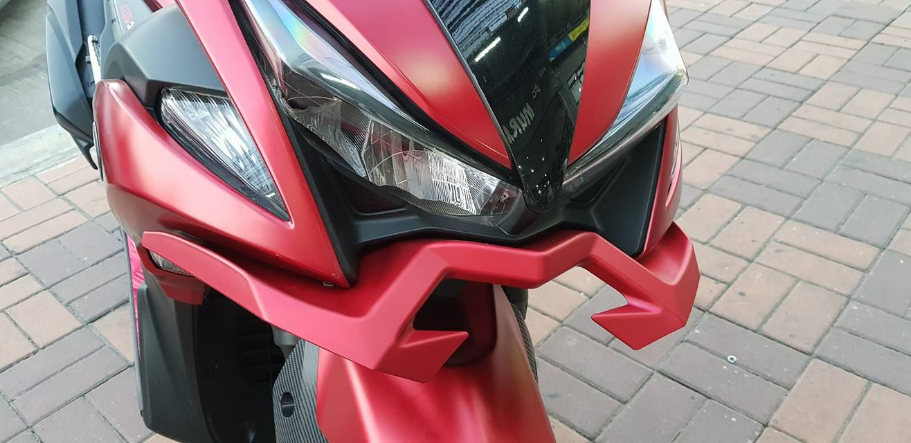 AERODYNAMIC WINGLETS ปีกใต้ไฟหน้าสไตร์ MOTO GP Yamaha Aerox ราคา800