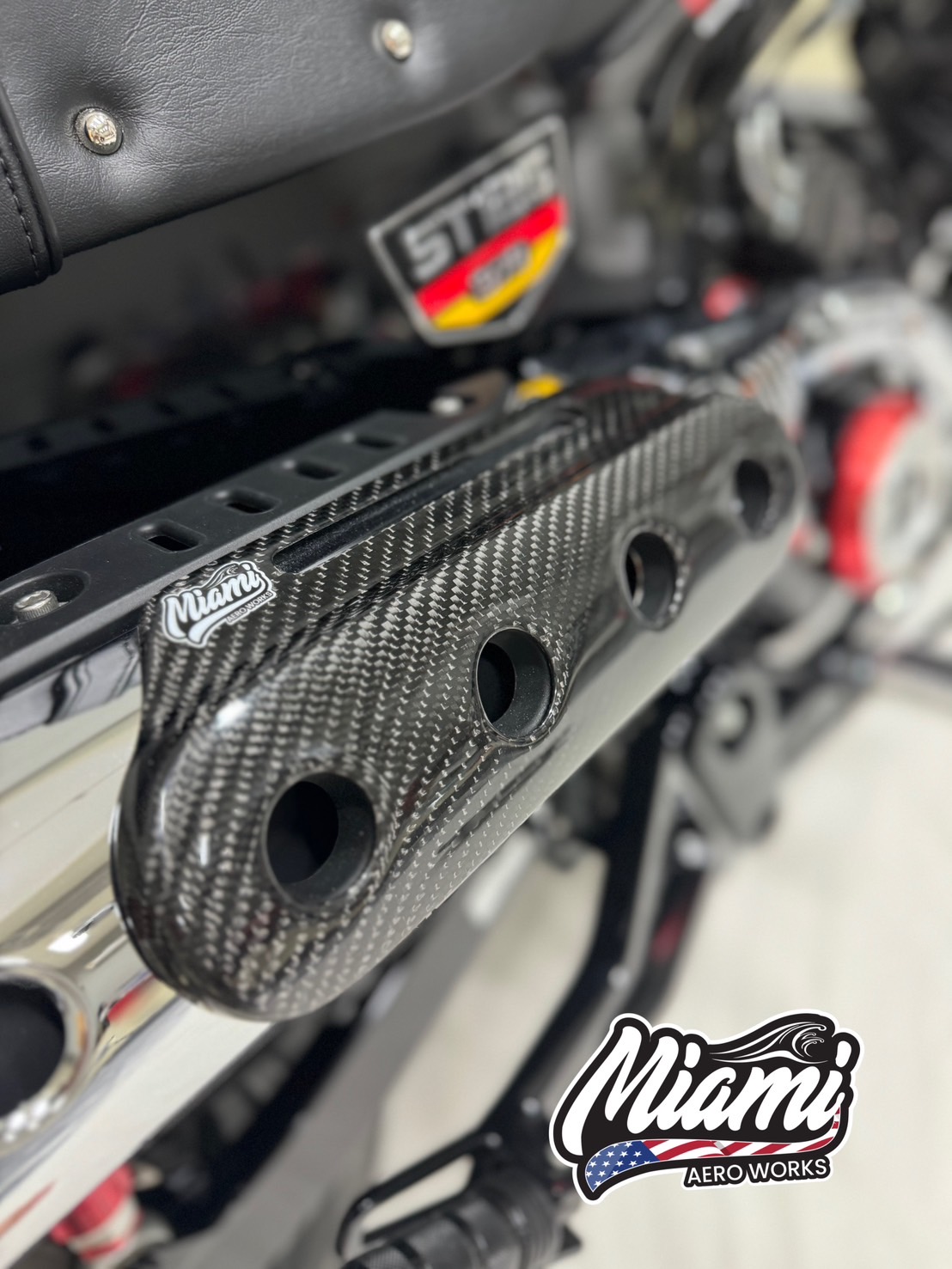 บังท่อ MIAMI เครฟล่า ใส่รถ DAX125