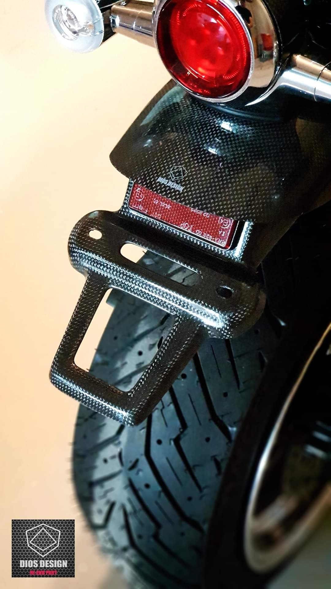 ท้ายสั้นแต่ง Dios design for honda Monkey125 เพียวคาร์บอน ราคา 2300 บาท