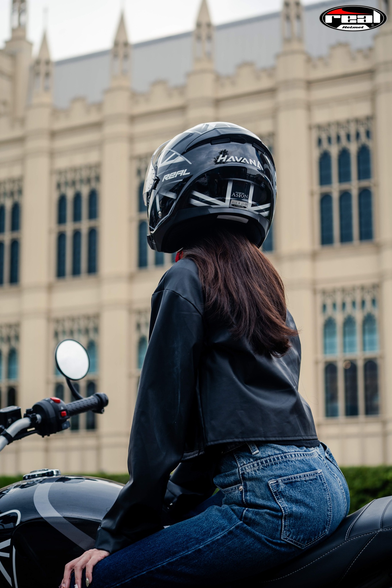 หมวกกันน็อค Real รุ่น HAVANA ASTON สี ดำเงา