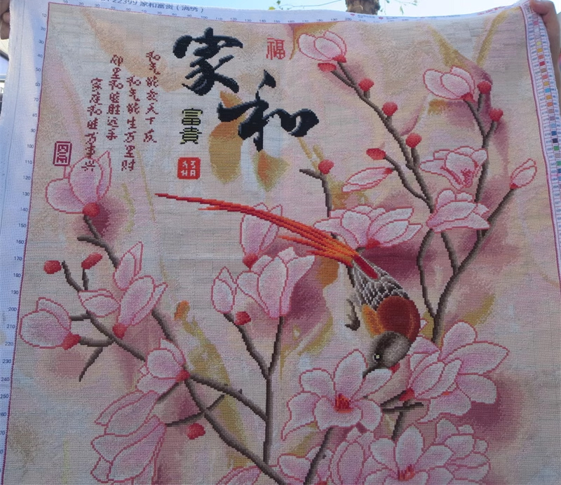 magnolia-1011 *สินค้าหมด* ชุดปักครอสติช ลายแจกันช่อแมกโนเลีย (ปักเต็มผืนผ้า ผ้า11CTพิมพ์ลาย ปัก 3 เส้นเล็ก ) ขนาด 55*100 ซม.ผ้าครอสติช 11CTพิมพ์ลายปักเต็มลายผ้า ไหมคอตตอน 62 สี ผังลาย เข็ม