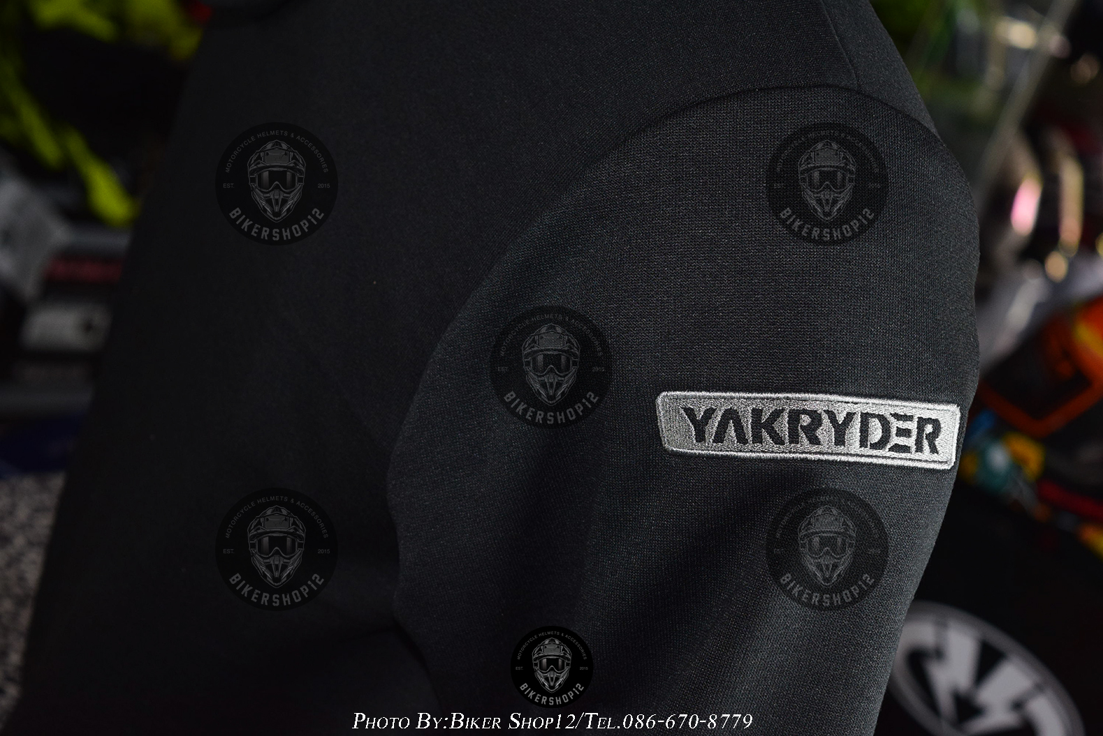 เสื้อฮู้ด ลายพราง ยี่ห้อ YAKRYDER คละสี