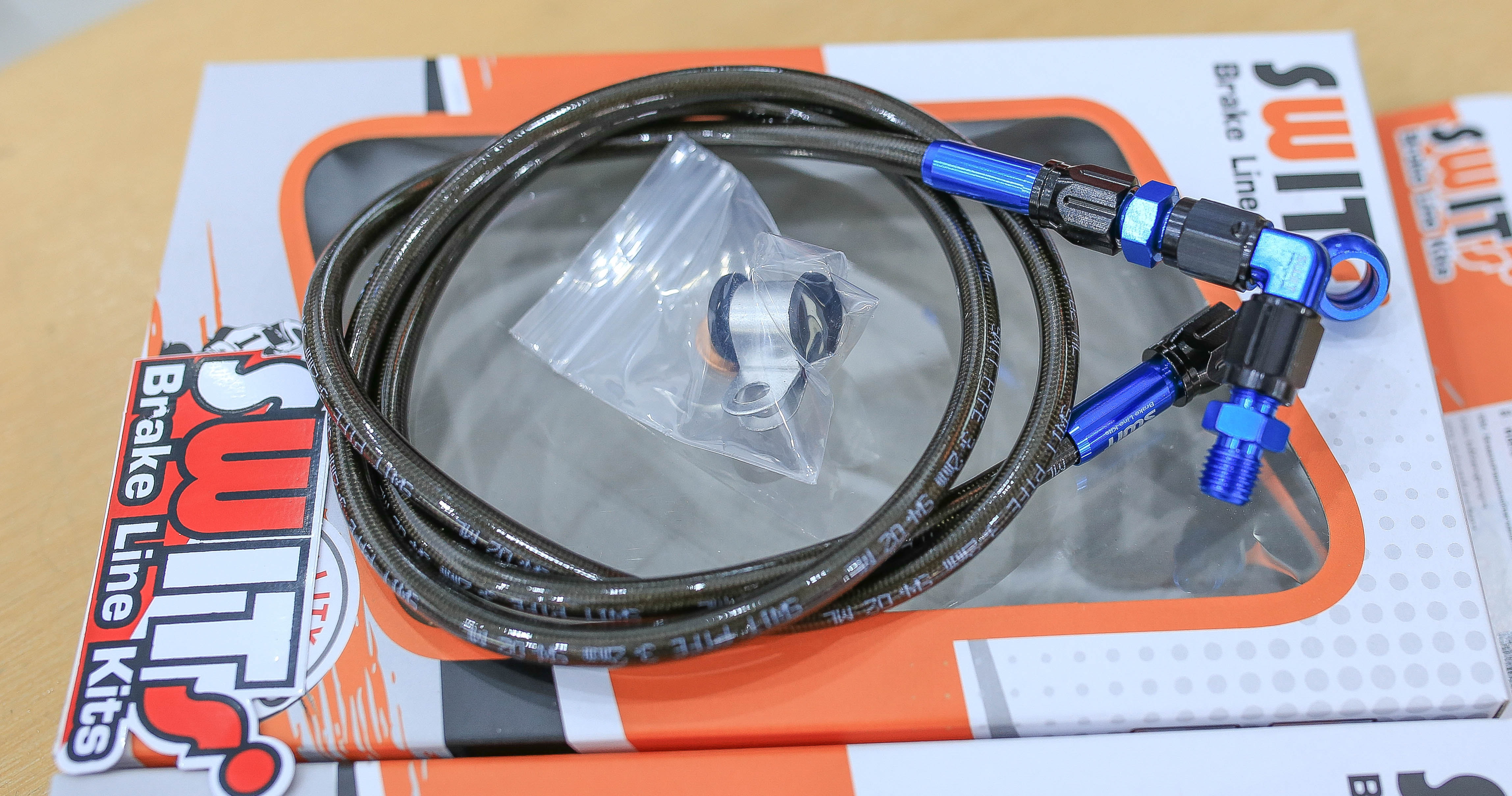 สายเบรค Swits ใส่ Honda lead มี 3 สี