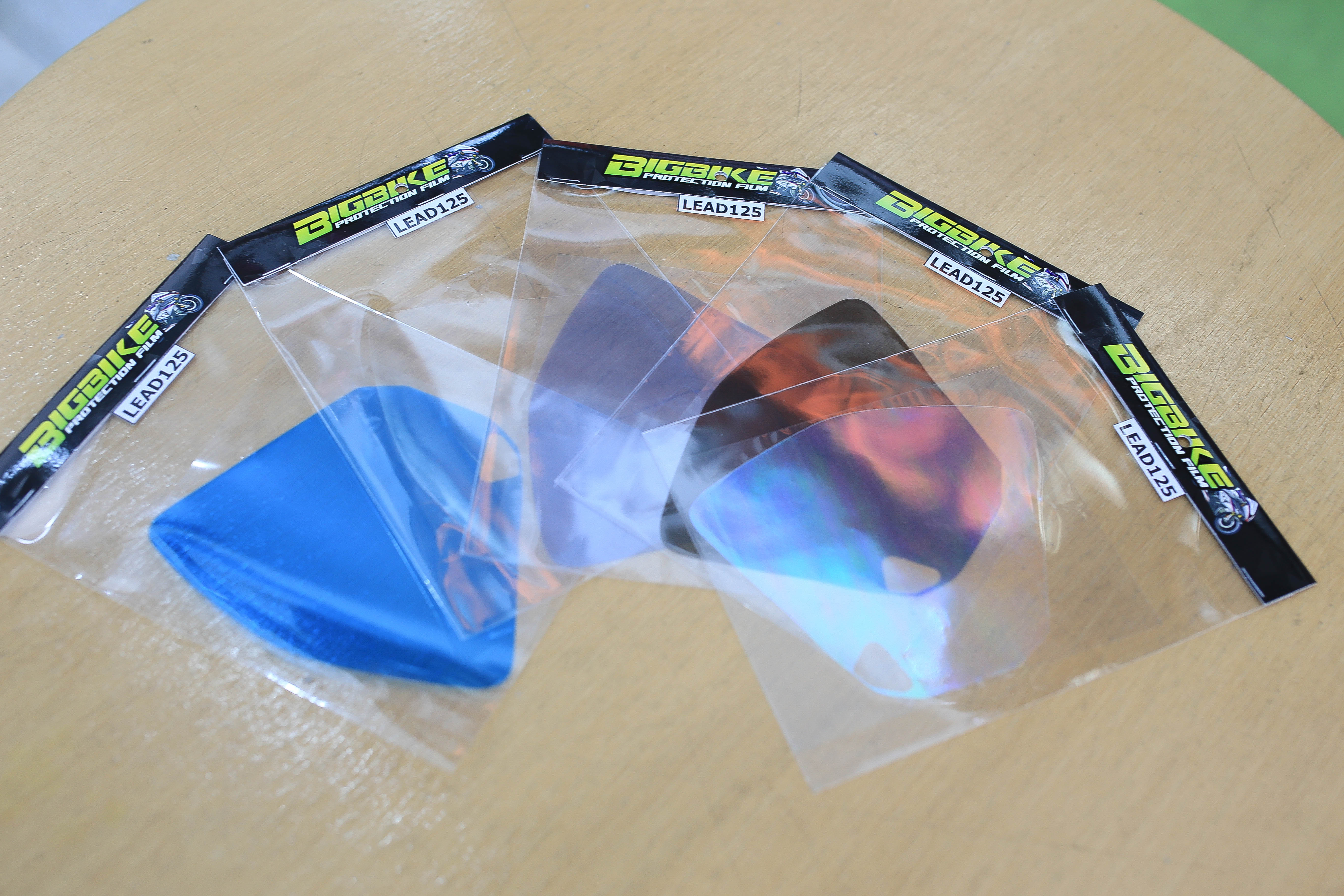 ฟิล์มเรือนไมล์ lead 125 มีสีชา ฟ้า น้ำเงิน แดง เหลือง ใส ราคา70