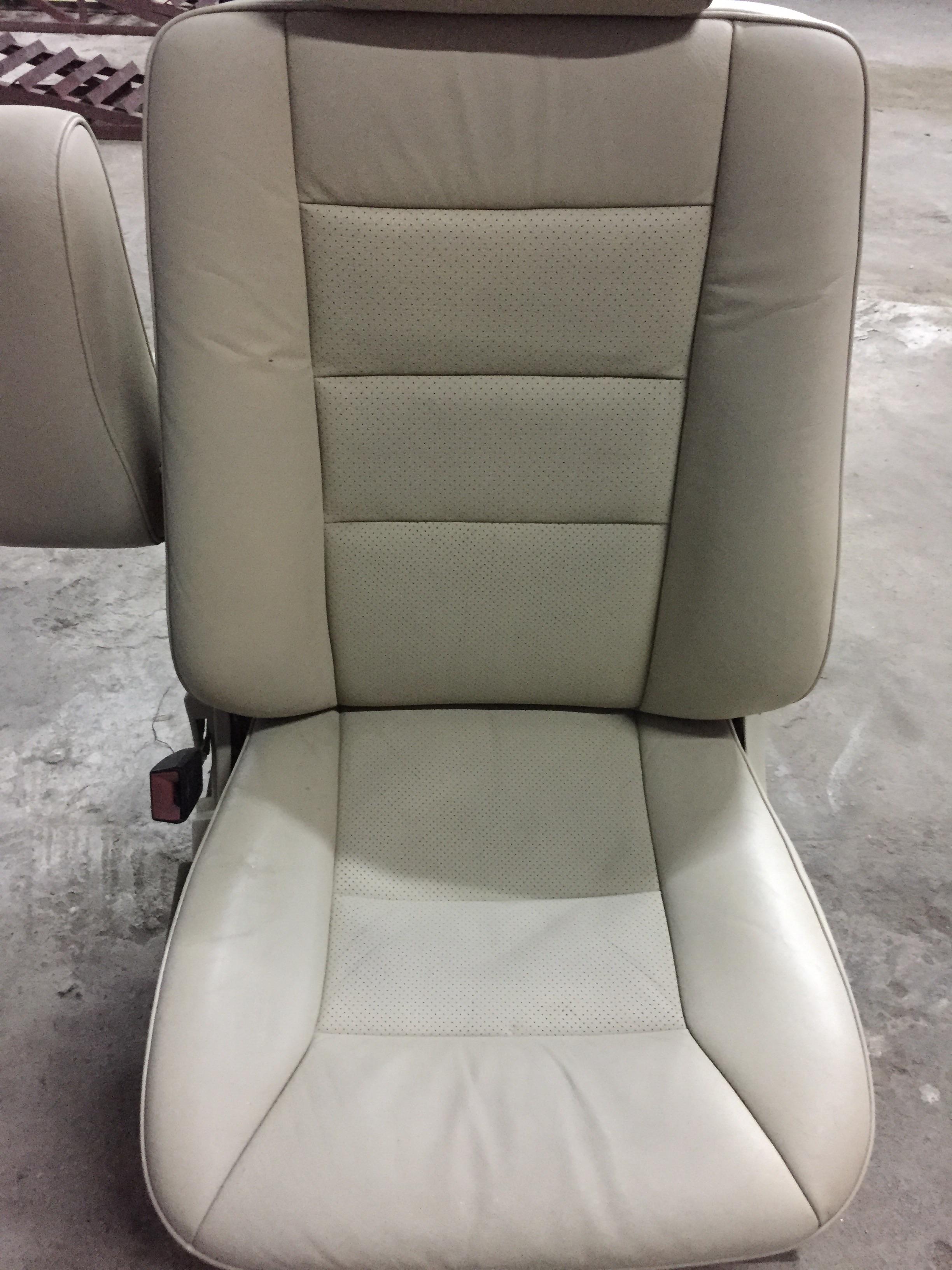 เบาะ BENZ E Class เสียหายแค่ไหนก็ซ่อมได้ค่ะ