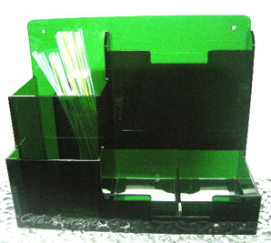 กล่องใส่หลอดกาแฟ ใช้วัสดุสีเขียวใส