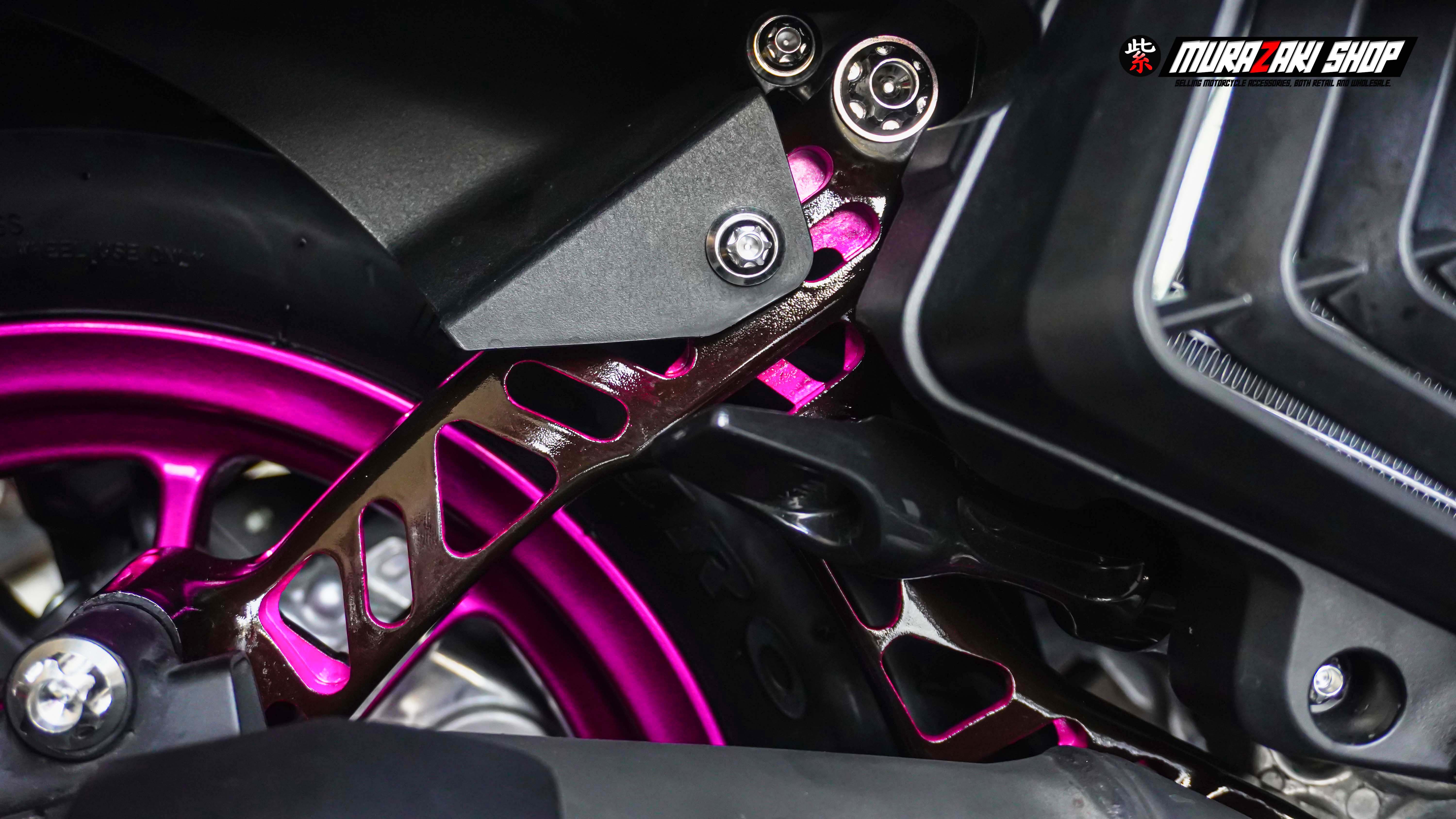 สวิงอาร์มเจาะสล็อต GIORNO125/สีทูโทน [สับเดิม1500]