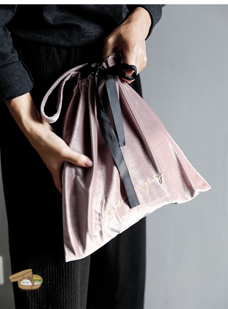 ถุงผ้าใส่กล่องข้าว พร้อมถุงเก็บความร้อน มี 5 สี