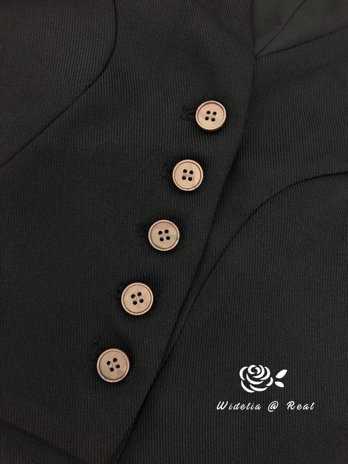 Korea Set เสื้อกับกระโปรงยาว เซ็ทนี้คัตติ้งเนี๊ยบมาก